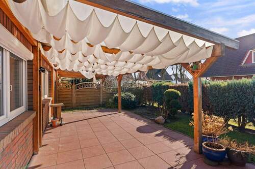 Überdachte Südwest-Terrasse 33,71m² - 