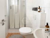 Gästebad mit Dusche - 