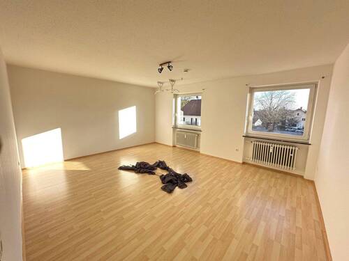 Bild 3 - 4 Zimmer Etagenwohnung in Poing