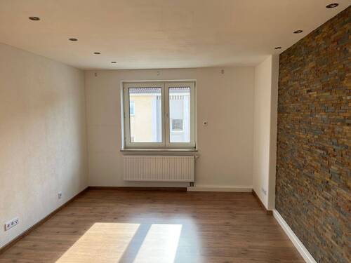 Zimmer 1 / Schlafzimmer mit Sichtwand - 