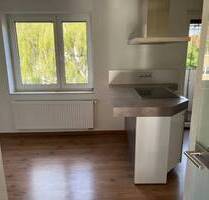 Gärten bei Wöhrd – eine ideale Lage! Sehr schöne 2 Zimmer-Wohnung im 4. OG mit Küchenbalkon zum Innenhof und Einbauküche - Nürnberg