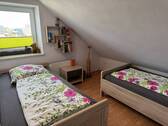 Schlafzimmer 2 DG - 