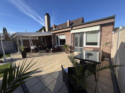 Terrasse - 4 Zimmer Doppelhaushälfte in Lübeck-Kücknitz