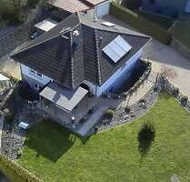 Modernes Einfamilienhaus Bungalow mit großem Garten und viel Platz für die ganze Familie - Laupheim Untersulmentingen