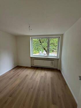 Kinder- oder Arbeitszimmer - 