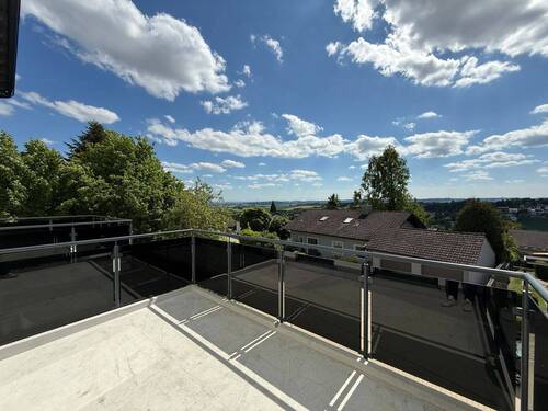 Balkon - 2 Zimmer Etagenwohnung zur Miete in Bad Griesbach i.Rottal