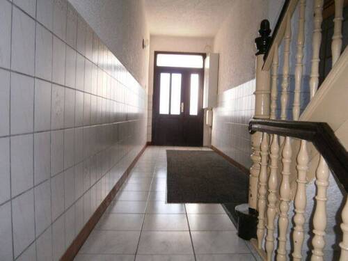 Hausflur - 2 Zimmer Etagenwohnung in Altenburg