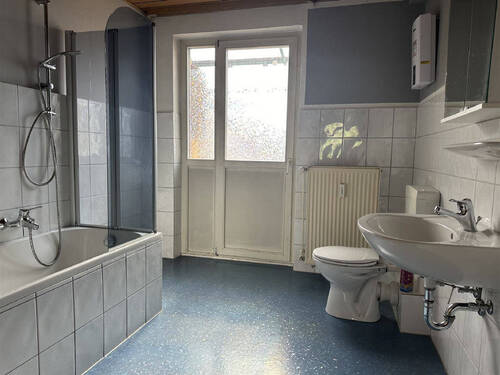 Badezimmer Wohnung OG - 
