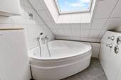 Eckbadewanne - 