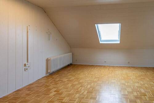 Zimmer Dachgeschss - 