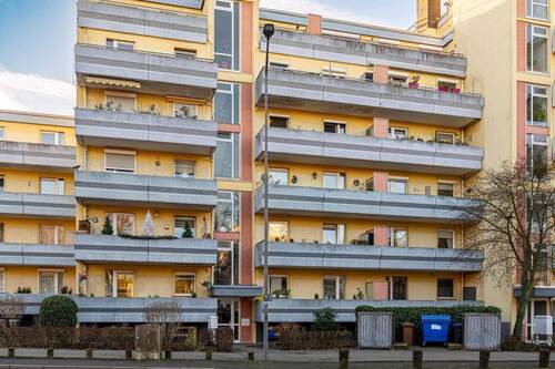 Außenbild - 'Dem Himmel ein Stück näher: Helles Wohnerlebnis in Ratingen-Mitte'