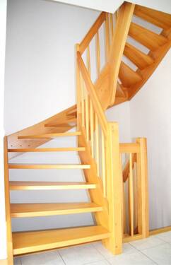 Echmassivholztreppe - 