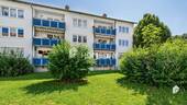 Außenansicht 3 - Attraktive 3-Zimmer-Wohnung mit Loggia in Schelklingen