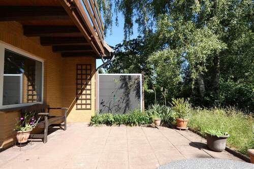 praktisch mit Teilüberdachung - 