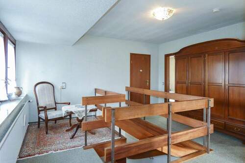 und gemütlicher Spiel- und Leseecke - 