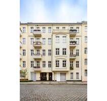 Einladende 2-Zi.-Wohnung im schönen Altbauhaus in perfekter Lage Berlin-Kreuzberg! (Eigennutzoption)