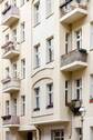 Fassade - 2 Zimmer Etagenwohnung zum Kaufen in Berlin