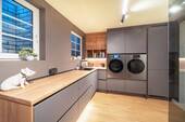 Hauswirtschaftsraum im mit Dusche Kellergeschoss - 