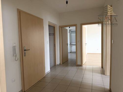 Eingangsbereich - 3 Zimmer Etagenwohnung zur Miete in Deggendorf