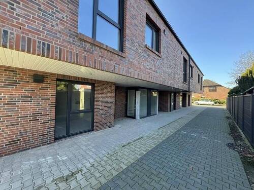 Bild 1 - Moderne Neubau-Eigentumswohnung, Energieeffiziente Bauweise - KFW Förderung möglich - Abschreibung mit 5 % !!