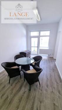 erster Raum Eingang - 2 Zimmer Büro in Neustadt am Rübenberge