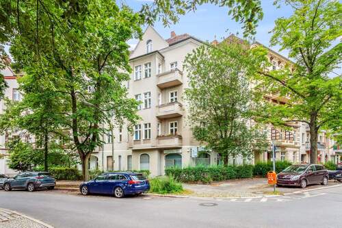 Straßenansicht - Etagenwohnung mit 59,50 m&sup2; in Berlin zum Kaufen