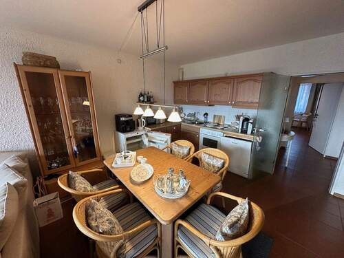 Kitchenette mit Essbereich - 