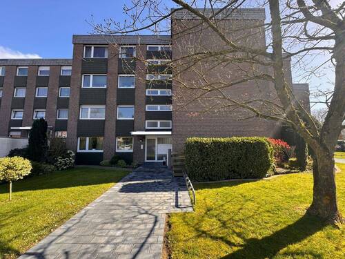 Hausansicht - 3 Zimmer Etagenwohnung zur Miete in Erkelenz