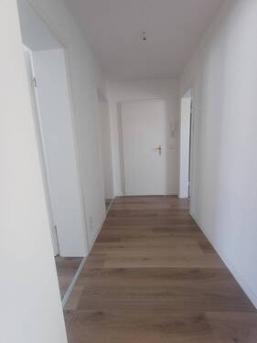 20260526_131930 - +++ frisch renoviert! +++ 4 Zimmer Wohnung mit 2 Badzimmer +++