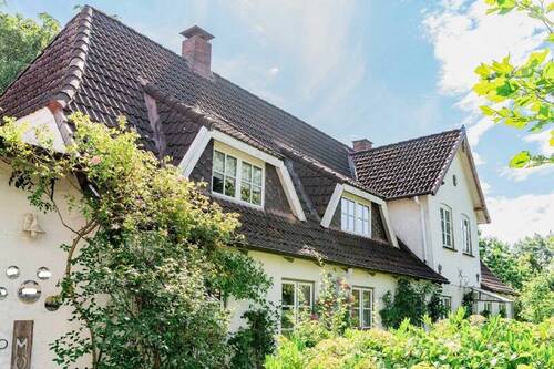 Wohnhaus - Wenn alles stimmt...! - Resthof mit Nebengebäuden in Angeln (Schleswig-Flensburg) in Alleinlage