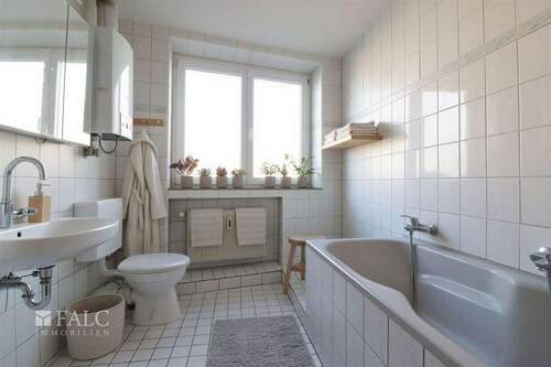 Badezimmer (Beispieleinrichtung) - 