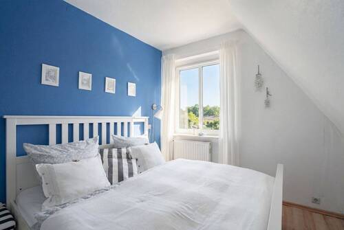 Schlafzimmer rechts OG - 