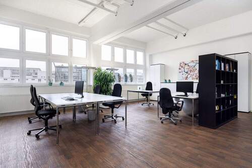 Flexible Desk / Coworking - Flexibler Schreibtisch im Medienhafen: 247 Zugang, Netzwerk & Kaffee-Flatrate