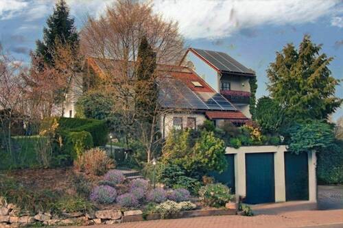 Architektenhaus - Exklusives Einfamilienhaus mit Pool