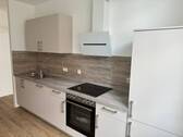 RILR8976.JPG - 2-Raum-Wohnung mit EBK im Herzen von Weisswasser