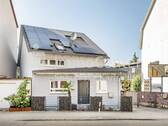 Außenansicht - Energieeffizient und familiengerecht: Ihr neues Zuhause in Karlsruhe