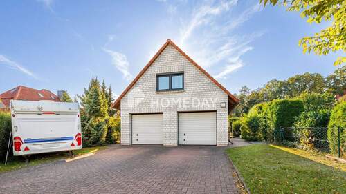 Garage - Einfamilienhaus mit 190,00 m&sup2; in Velpke zum Kaufen
