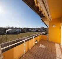 Seltene Gelegenheit! Sonnige 4-Zimmer Eigentumswohnung in beliebter Wohnlage + Balkon + Garage! - Bad Rodach