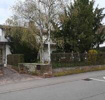 Großes Haus zum Wohnen und Arbeiten in Toplage - Schwaikheim