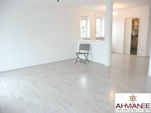 Bild 2 - Doppelhaushälfte zum Kaufen in Schirmitz