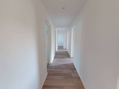 Ansicht II: Flur - 