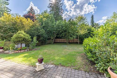 Garten - 3 Zimmer Etagenwohnung in München