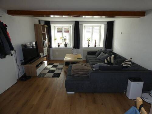 Wohn-Essbereich - Ruhig gelegene 2- Zimmer- Erdgeschoss- Wohnung in der Dinkelsbühler Altstadt