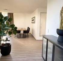 Wunderschöne Dachgeschosswohnung mit außergewöhnlichen Terrassen, provisionsfrei - München Berg am Laim