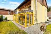 Wintergarten - Einfamilienhaus mit 215,00 m&sup2; in Regenstauf zum Kaufen
