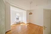 fenster zur strasse - 2 Zimmer Etagenwohnung zum Kaufen in Berlin