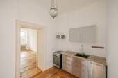 küche zum schlafzimmer - 2 Zimmer Etagenwohnung in Berlin