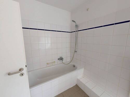 Ansicht II: Badezimmer - 