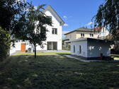Garten mit Nebengebäude - 6 Zimmer Einfamilienhaus in Berlin