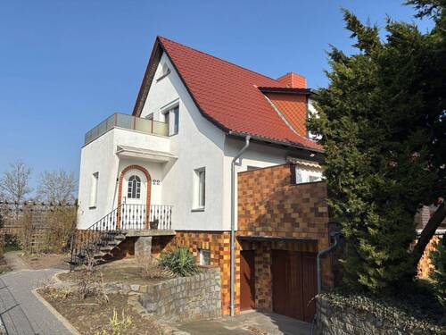 Ansicht - Großzügige DHH mit Garten + Carport in Schwerin Lankow zu verkaufen